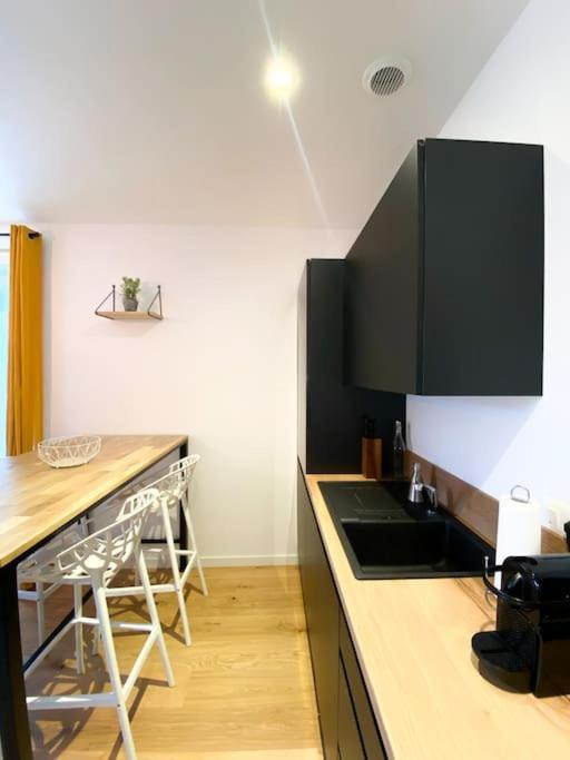 The Sunny ¤ Terrasse ¤ Proche Centre ¤ Parking ¤ Wifi Apartment อาเมียงส์ ภายนอก รูปภาพ
